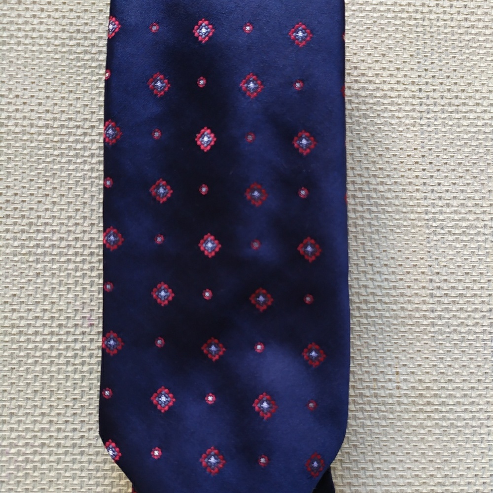 Givenchy ties - Picture 6 of 6